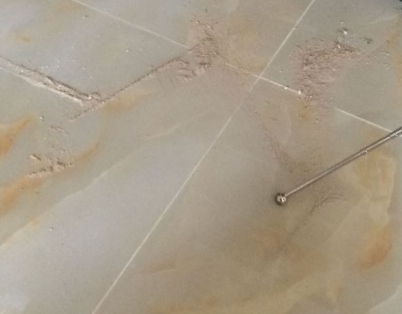 溆浦瓷砖空鼓维修公司分享粘合剂选择不当在瓷砖铺贴过程中可能导致以下问题